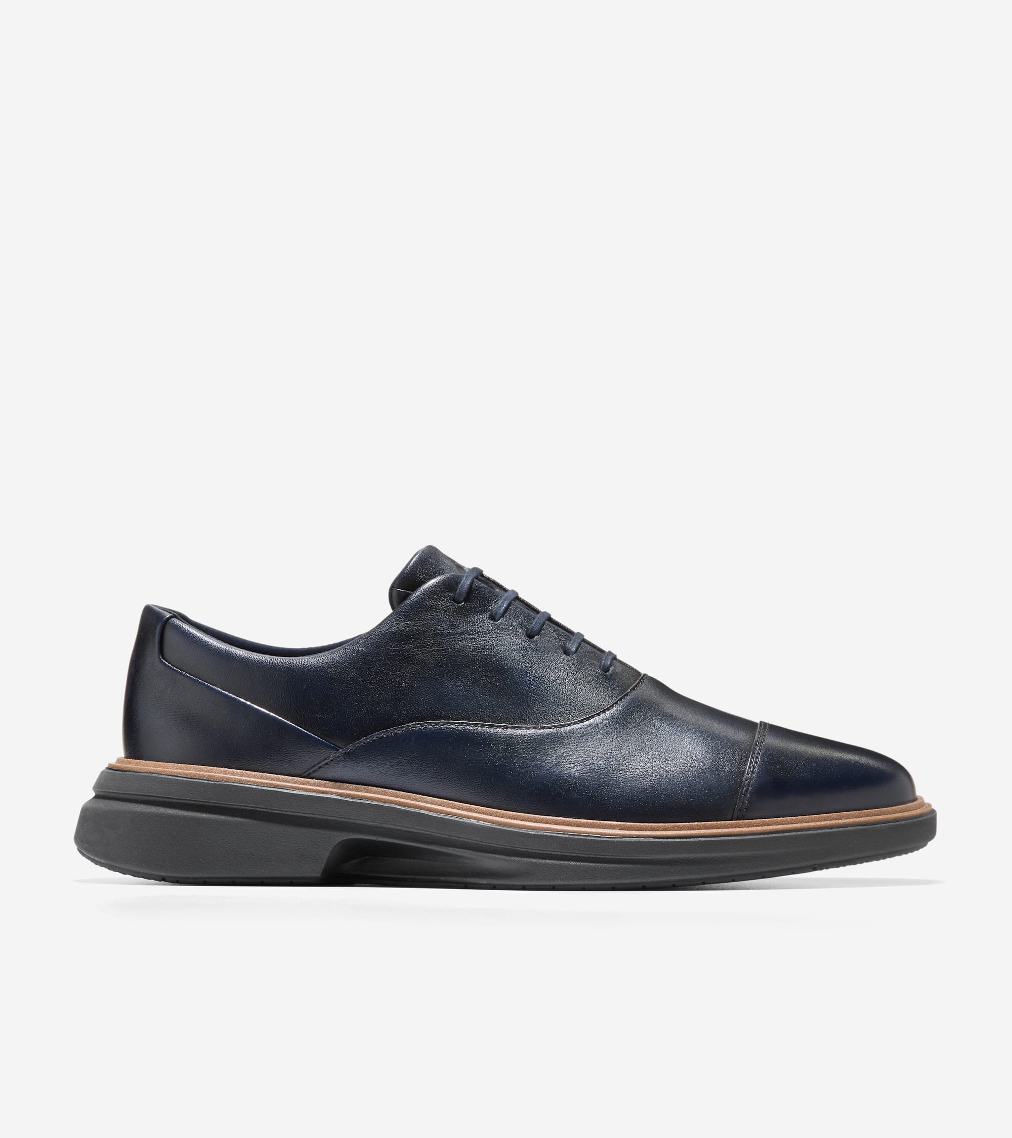 Cole Haan Men\'s Oxfords all 3 pairs - Navy, Gray, and Cream Bespoke Vintage COLE HAAN Wingtip Black & Cream Leather  main image 4