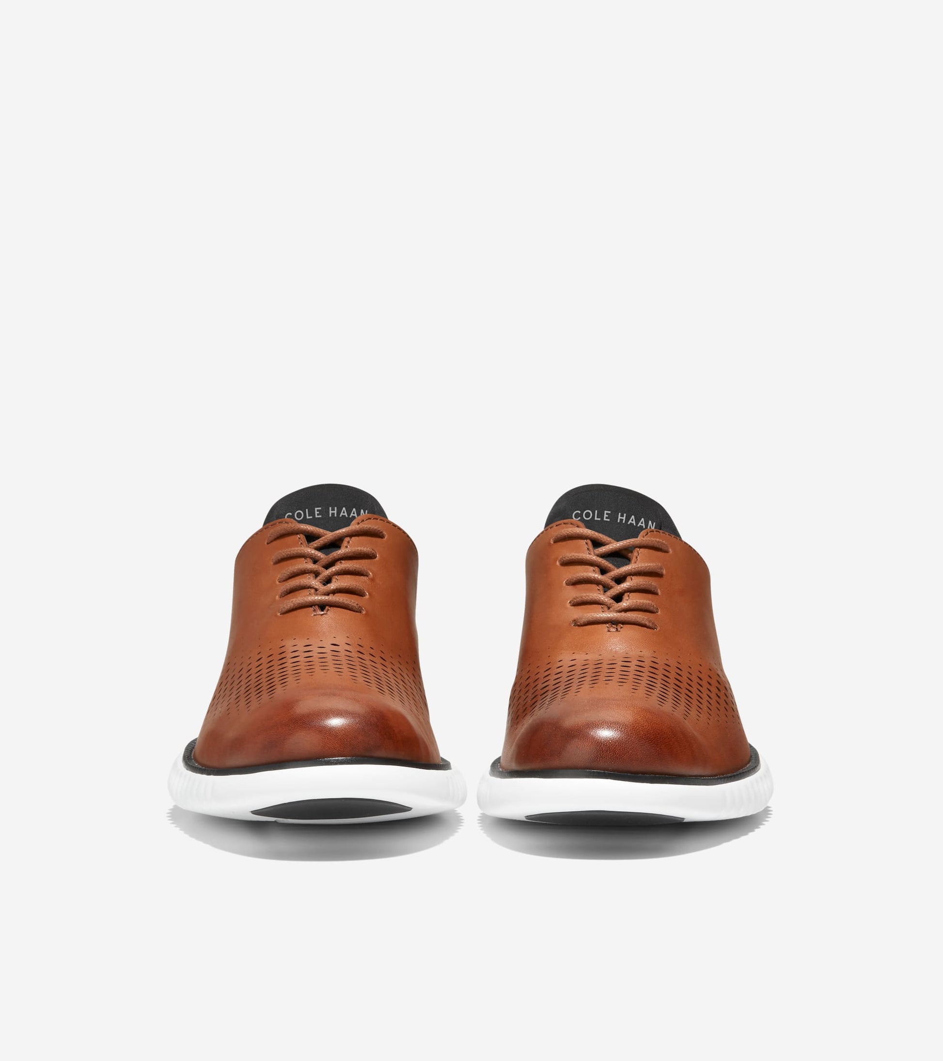 Men's 2.ZERØGRAND Laser Wingtip Oxfords-British Tan-Ivory