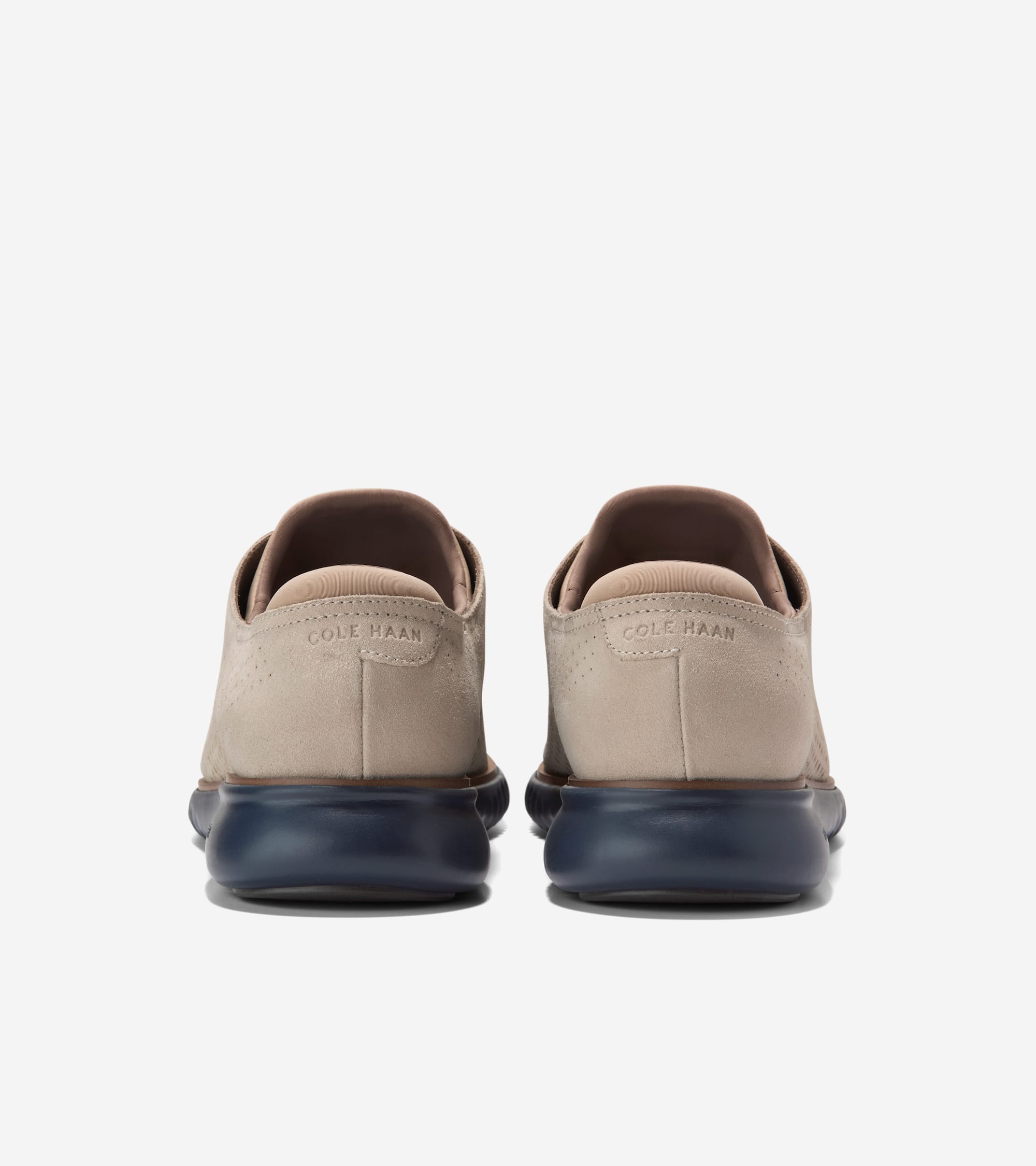 ルル② Men's 2.ZERØGRAND Laser Wingtip Oxfords in Beige | Cole Haan