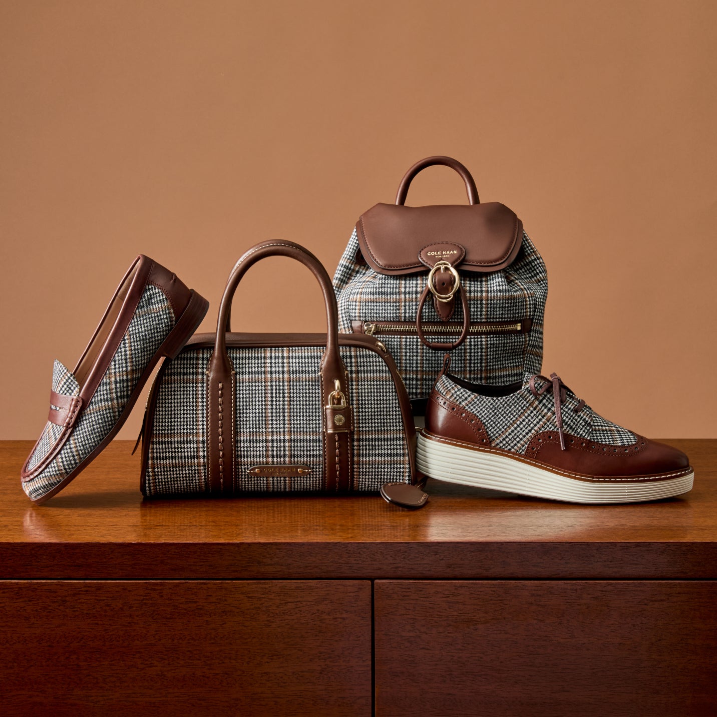 Women's plaid collection