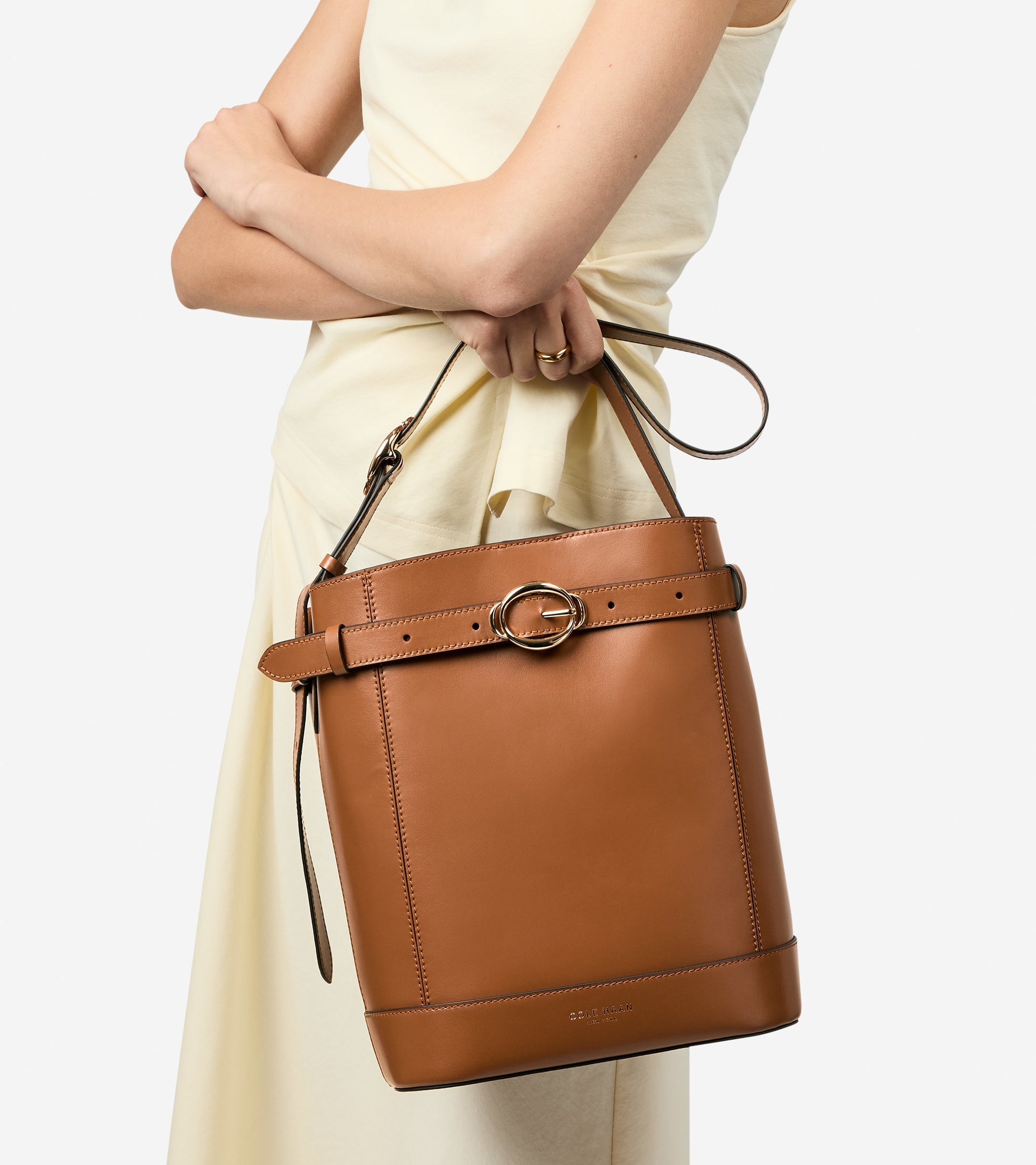 Women's Alexandria Bucket Bag-New Caramel