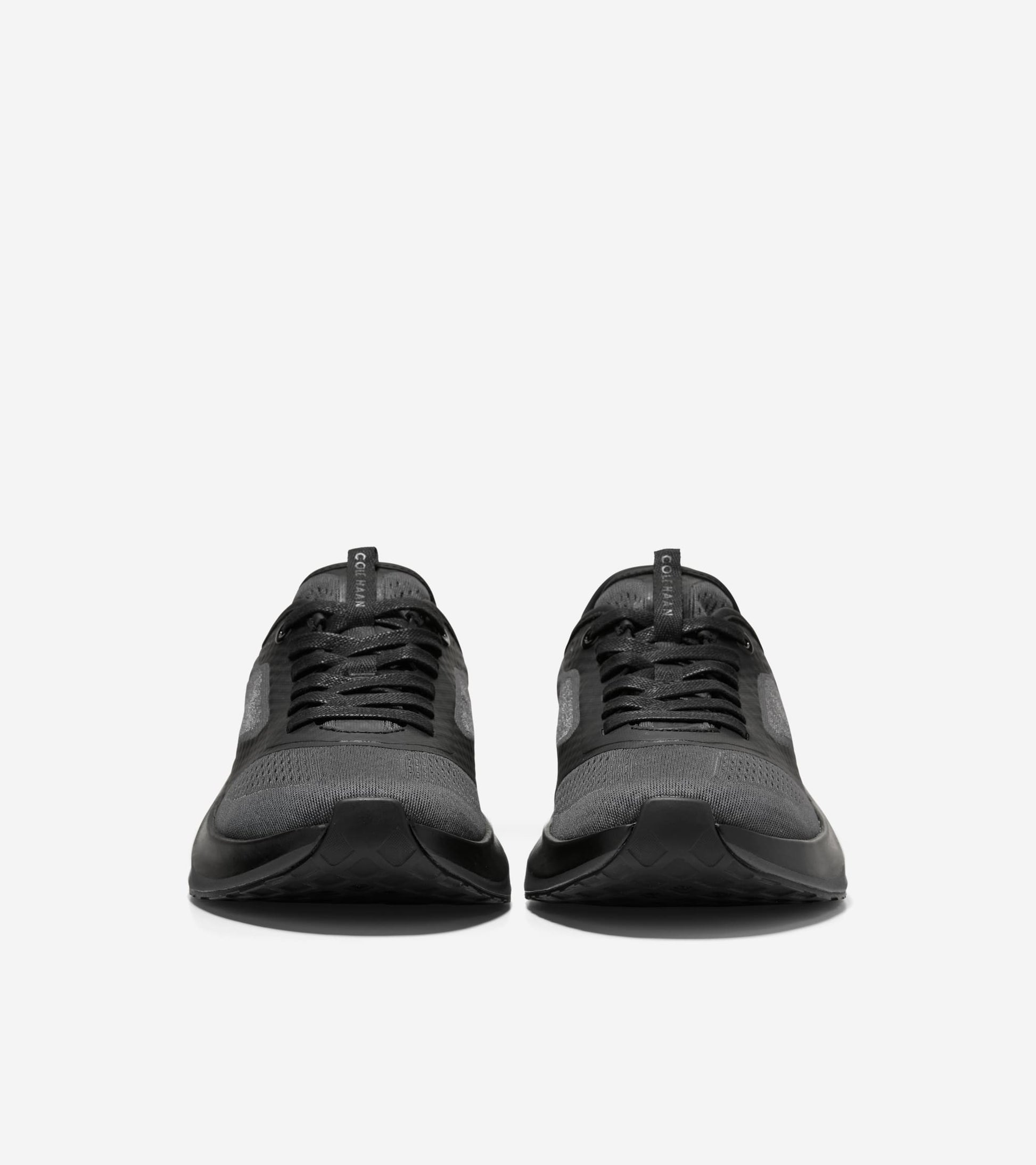 Men's GrandPrø All-Day City Running Shoe-Black-Gray Pinstripe