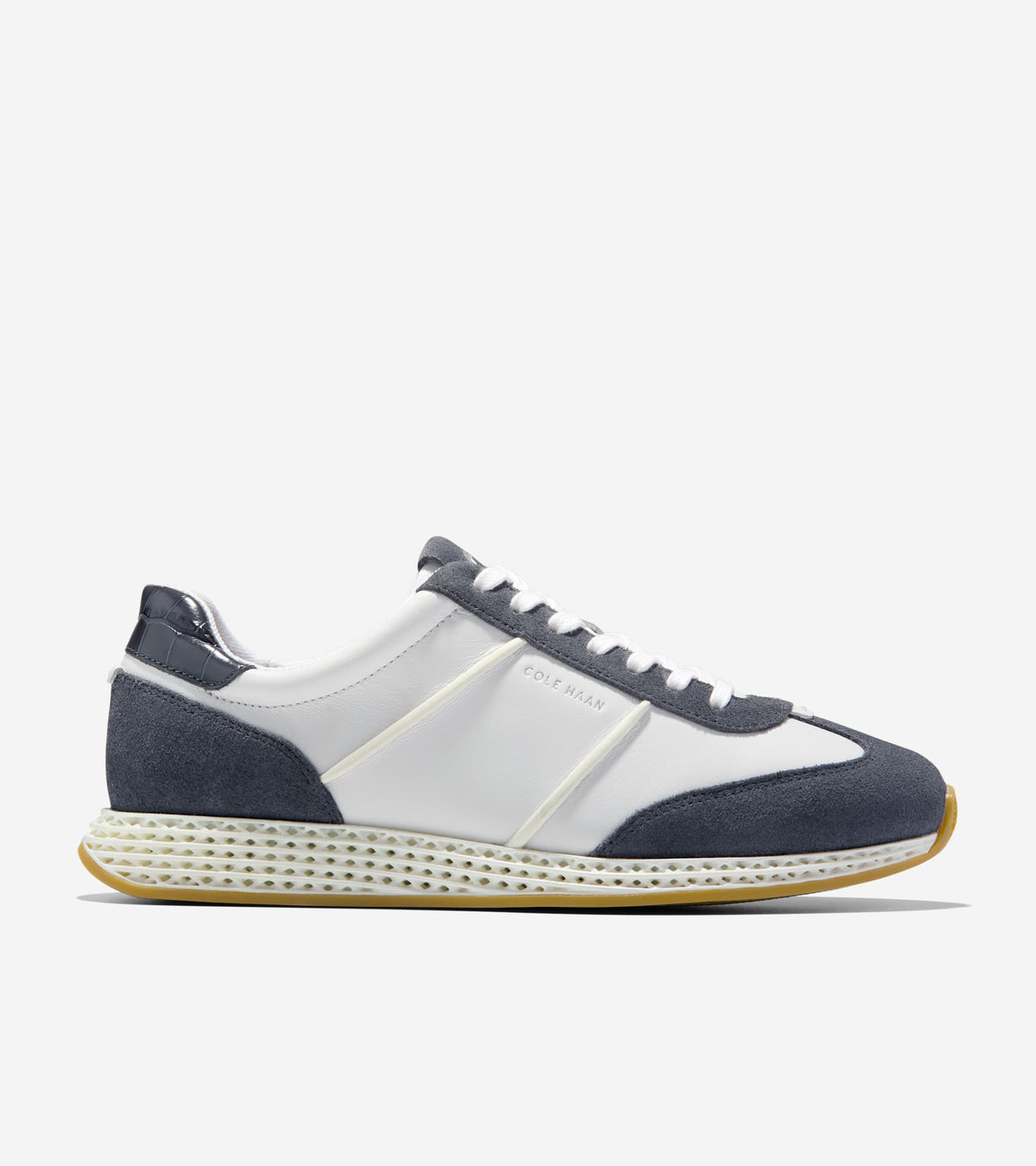 Women's GrandPrø Low Profile SkyWeave™ Running Shoes-White-Blackened Pearl-Croc