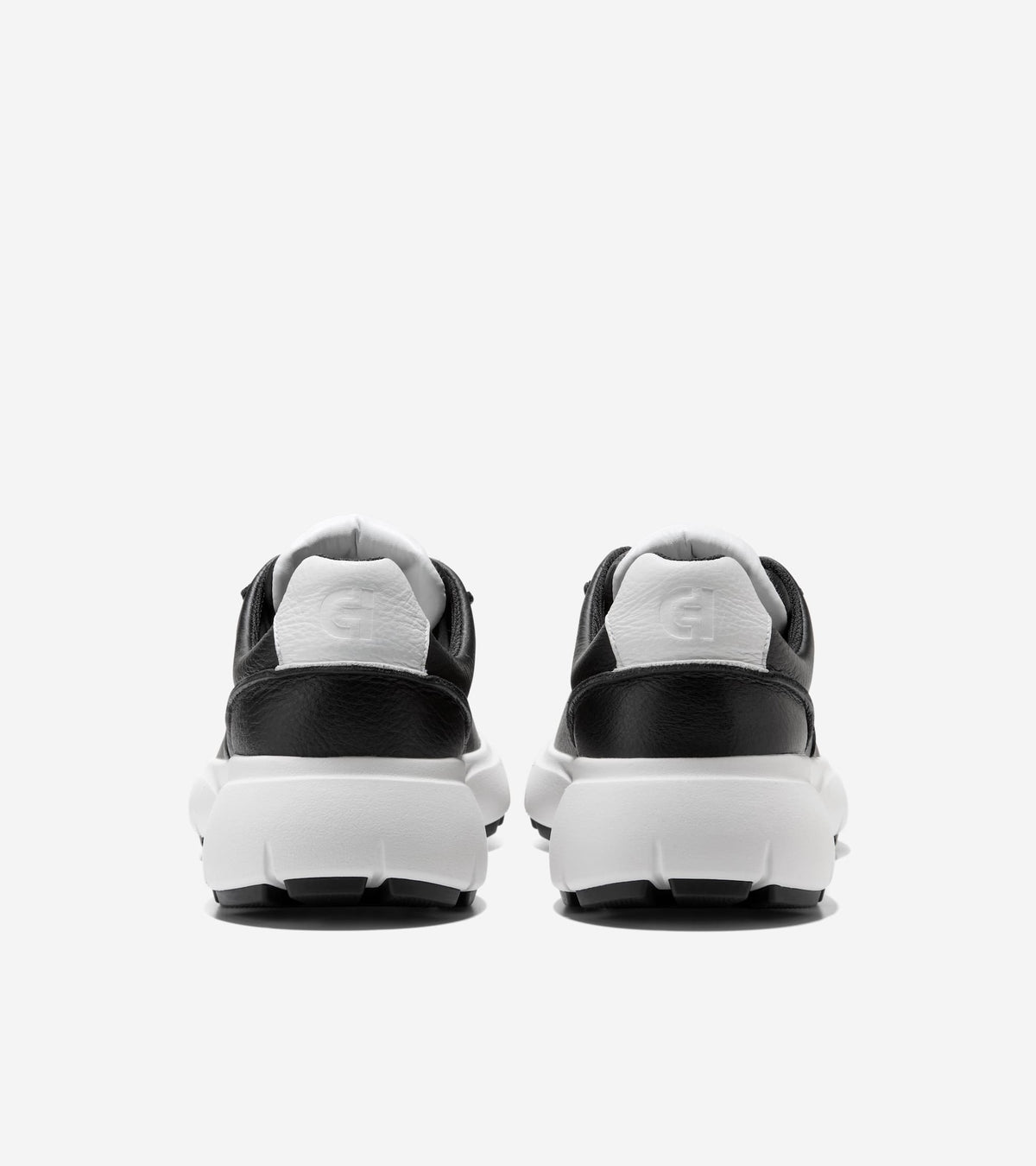 Women's GrandPrø Runner 2.0-Black-White