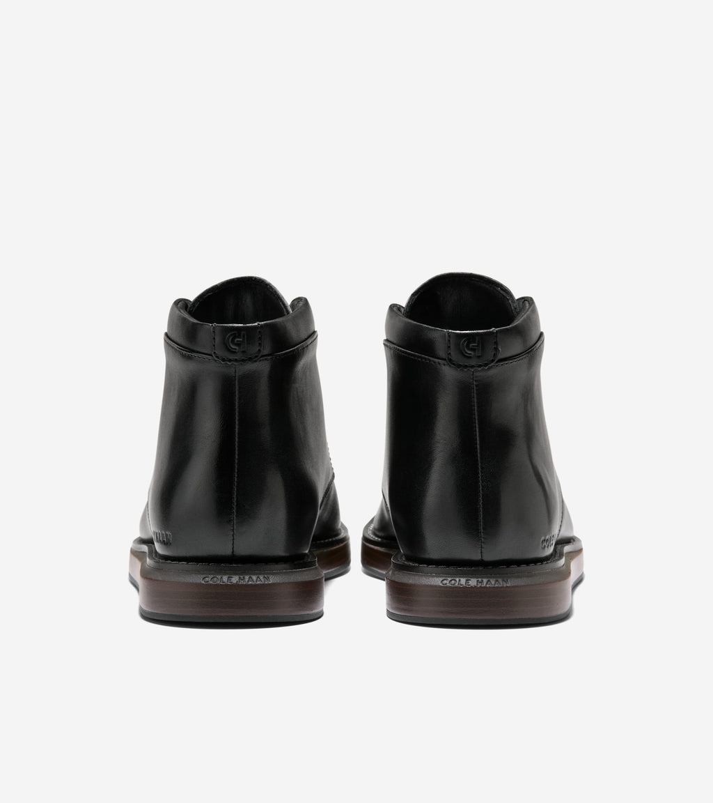 Men's Grand Neoclassic Flexcraft Chukka Boots-Black-Dark Brown