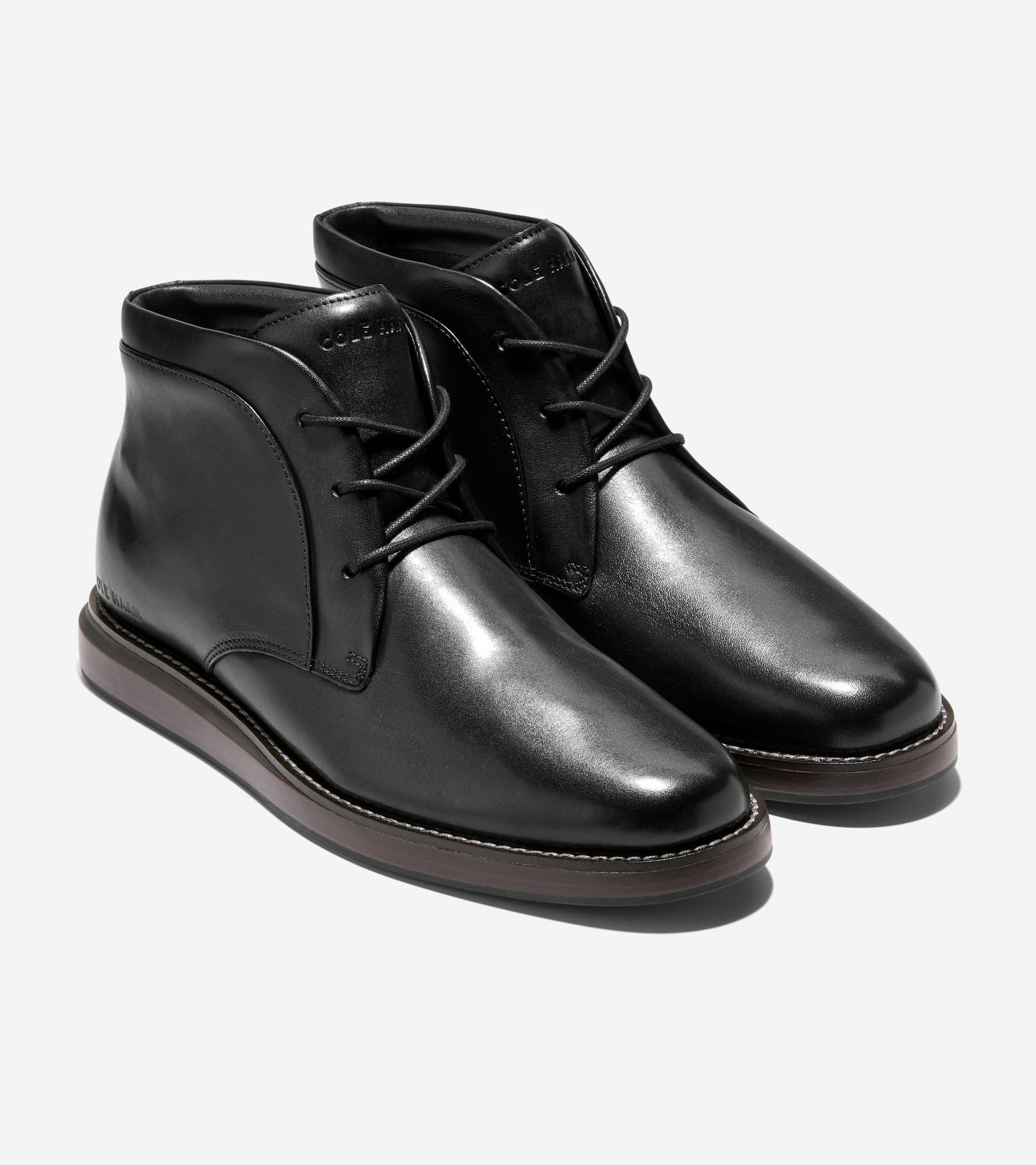 Men's Grand Neoclassic Flexcraft Chukka Boots-Black-Dark Brown