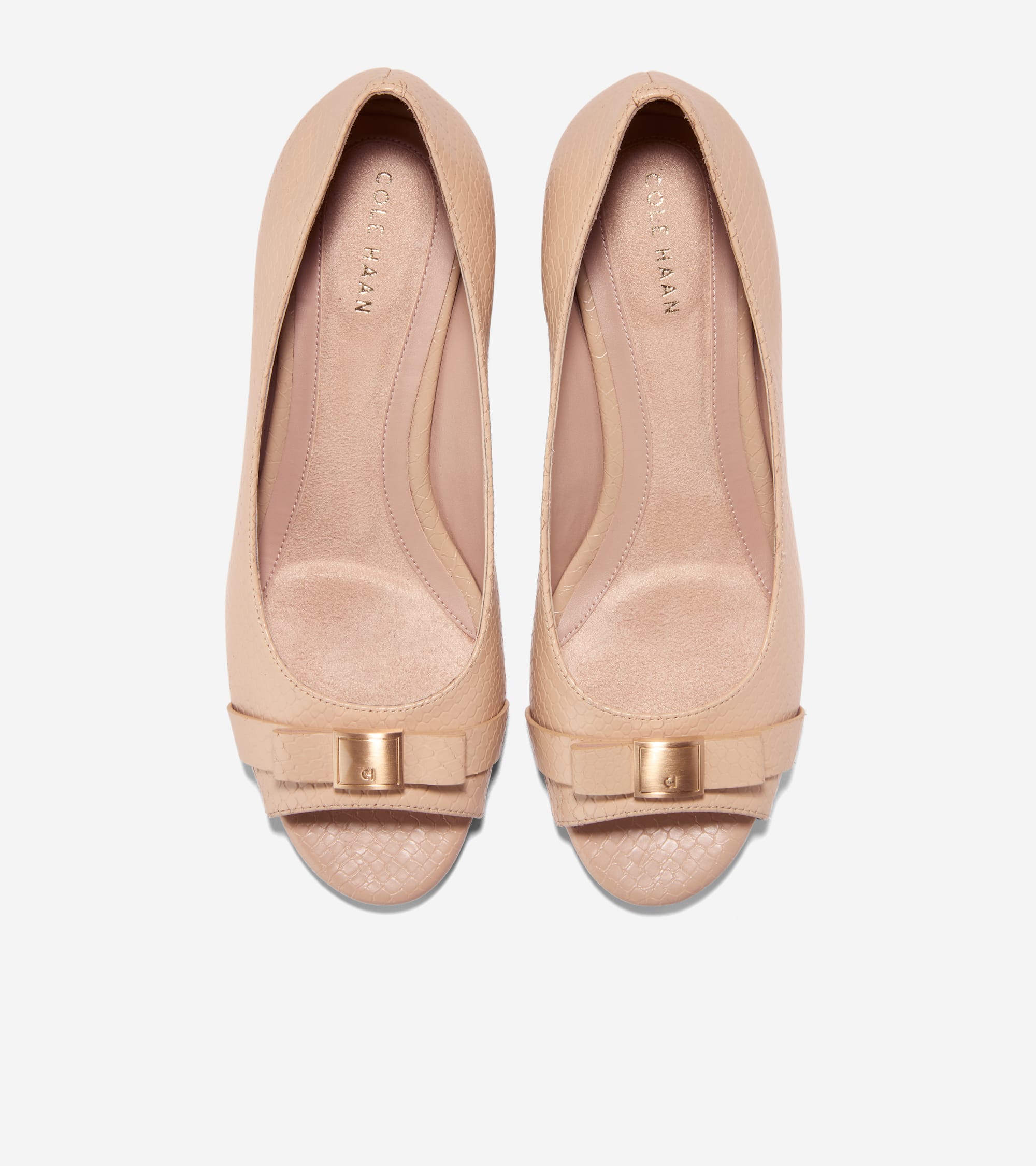 新品　Cole Haan ベージュ ポインテッドトゥ フラットシューズ Women's Go-To Malta Peep Toe Bow Wedges in Beige | Cole Haan