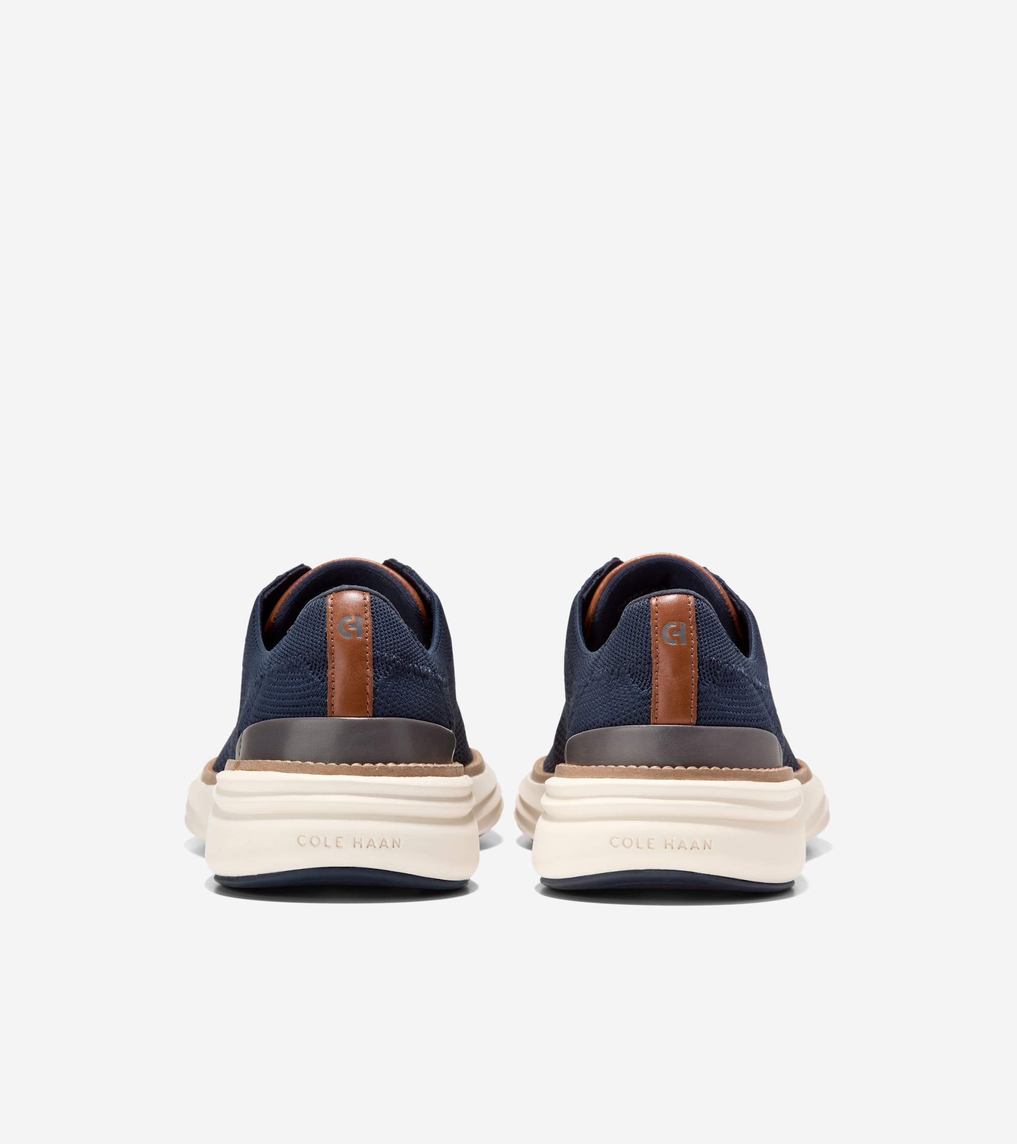 Men's ØriginalGrand Horizon Stitchlite™ Wingtip Oxfords in Blue