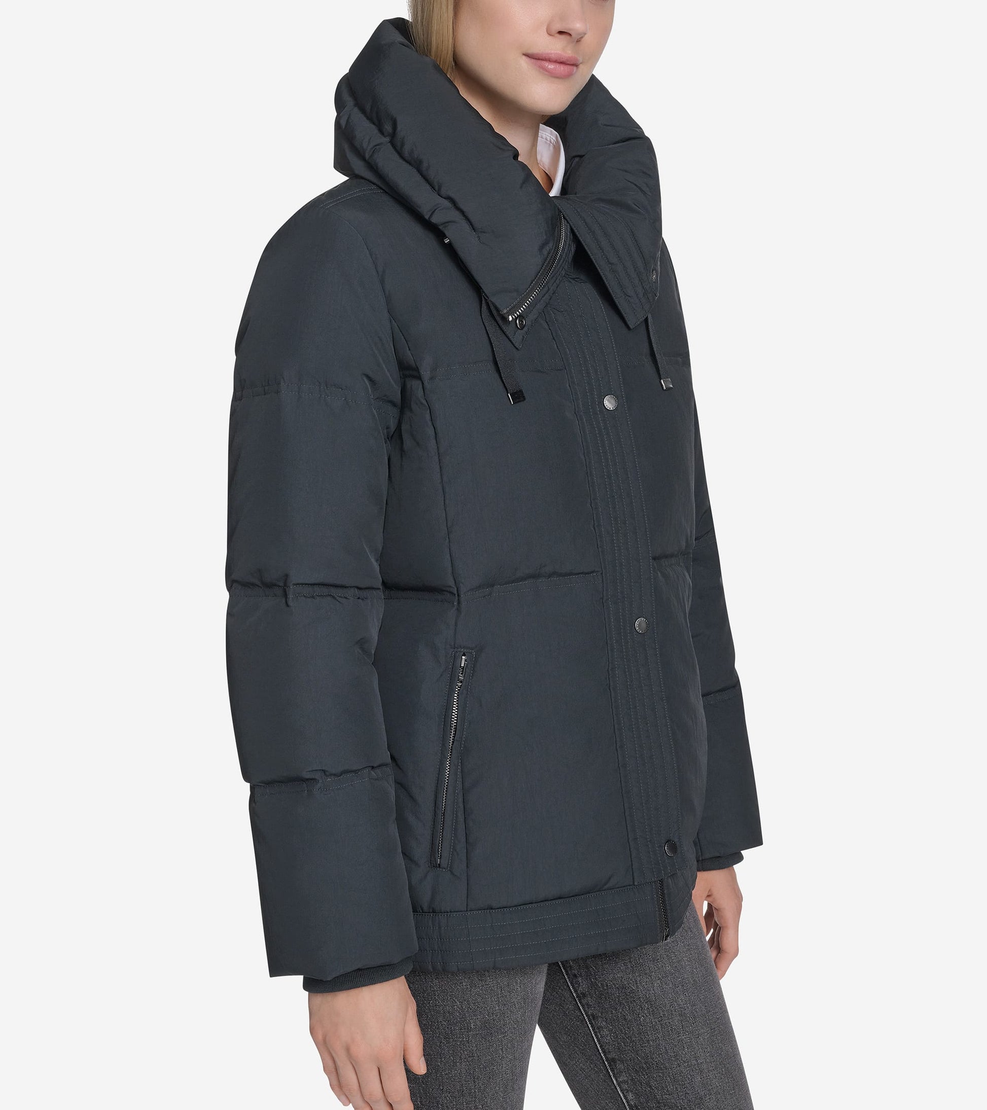 Women's Twill Nylon Down Jacket with Trapunto Stitch Details-Black