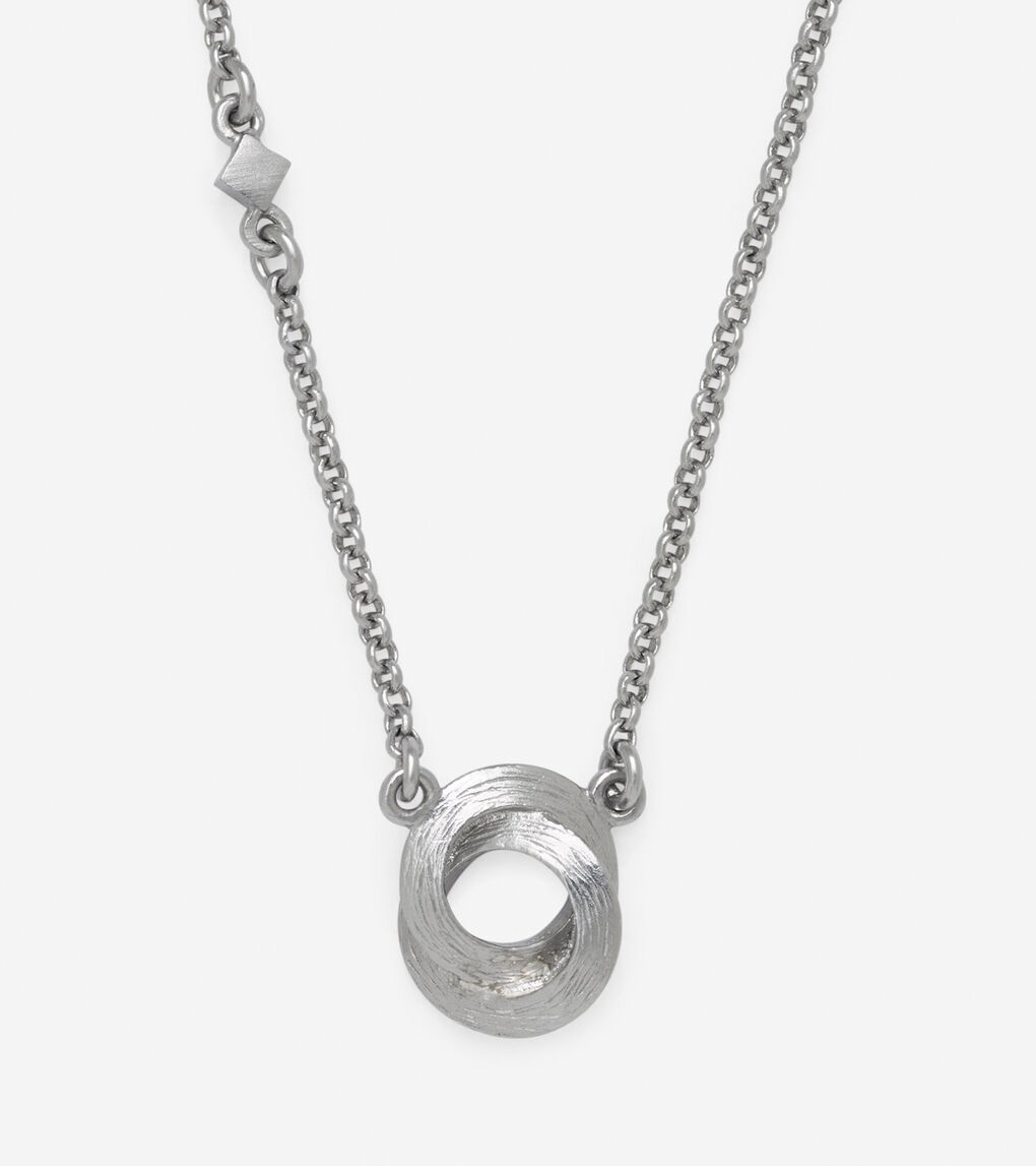 17 Inch Single Circle Pendant Necklace