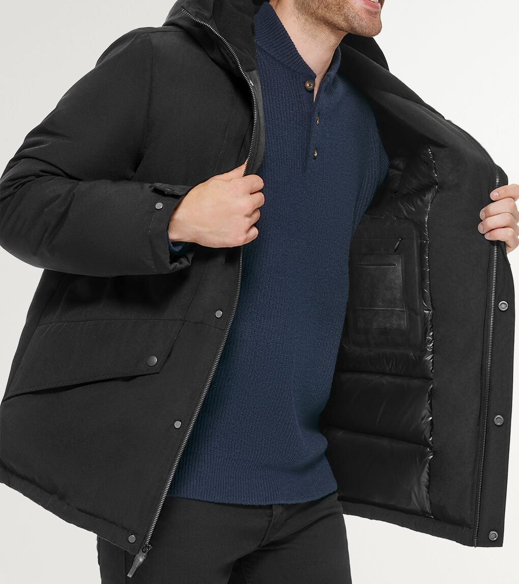 HOODED PUFFER JACKET