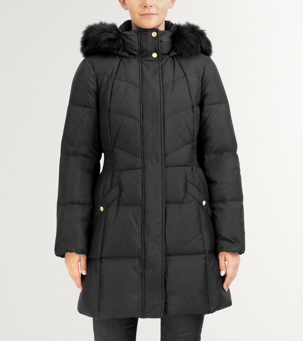 ESSENTIAL DOWN COAT WITH REMOVABLE FUR