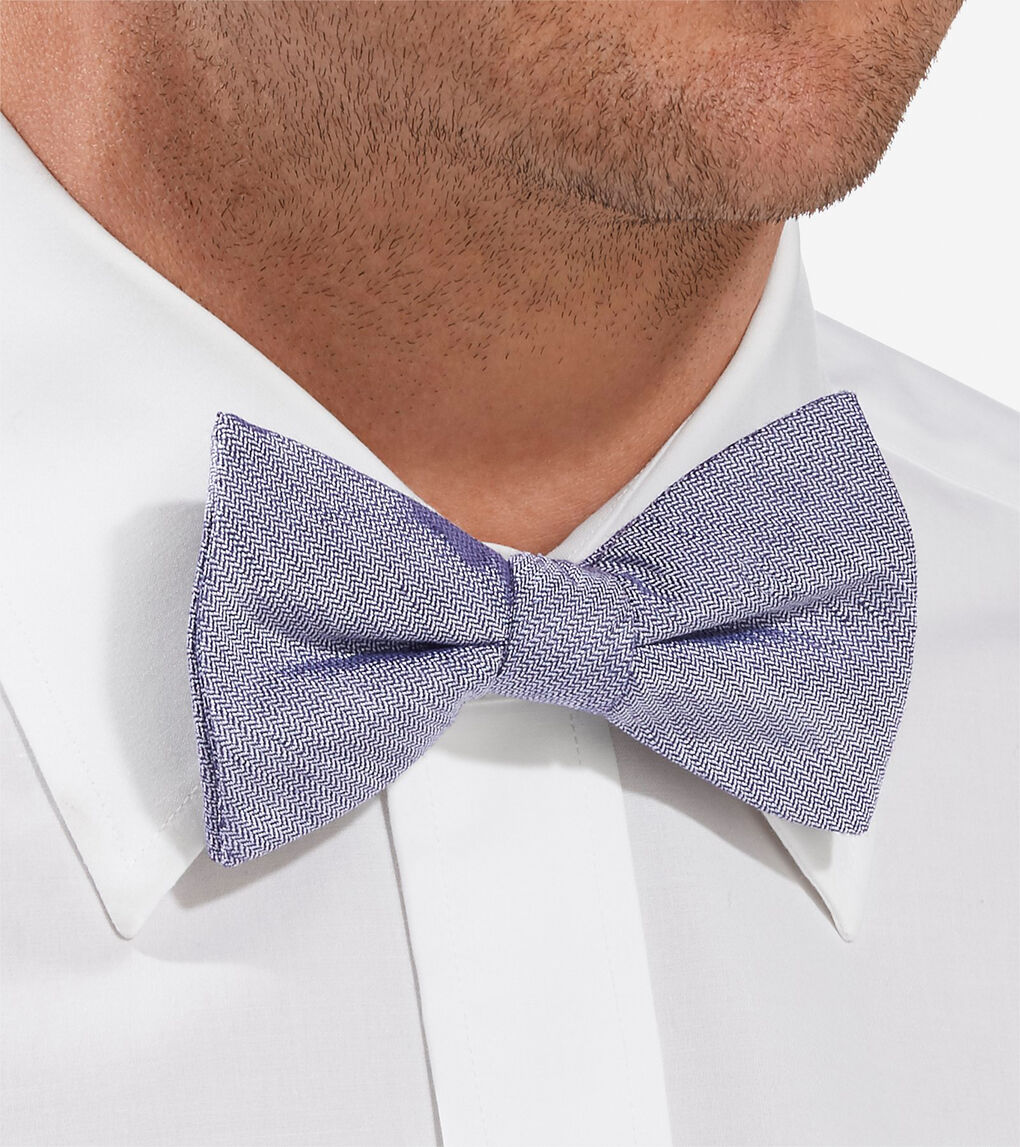 Pinch Surf Solid Bow Tie