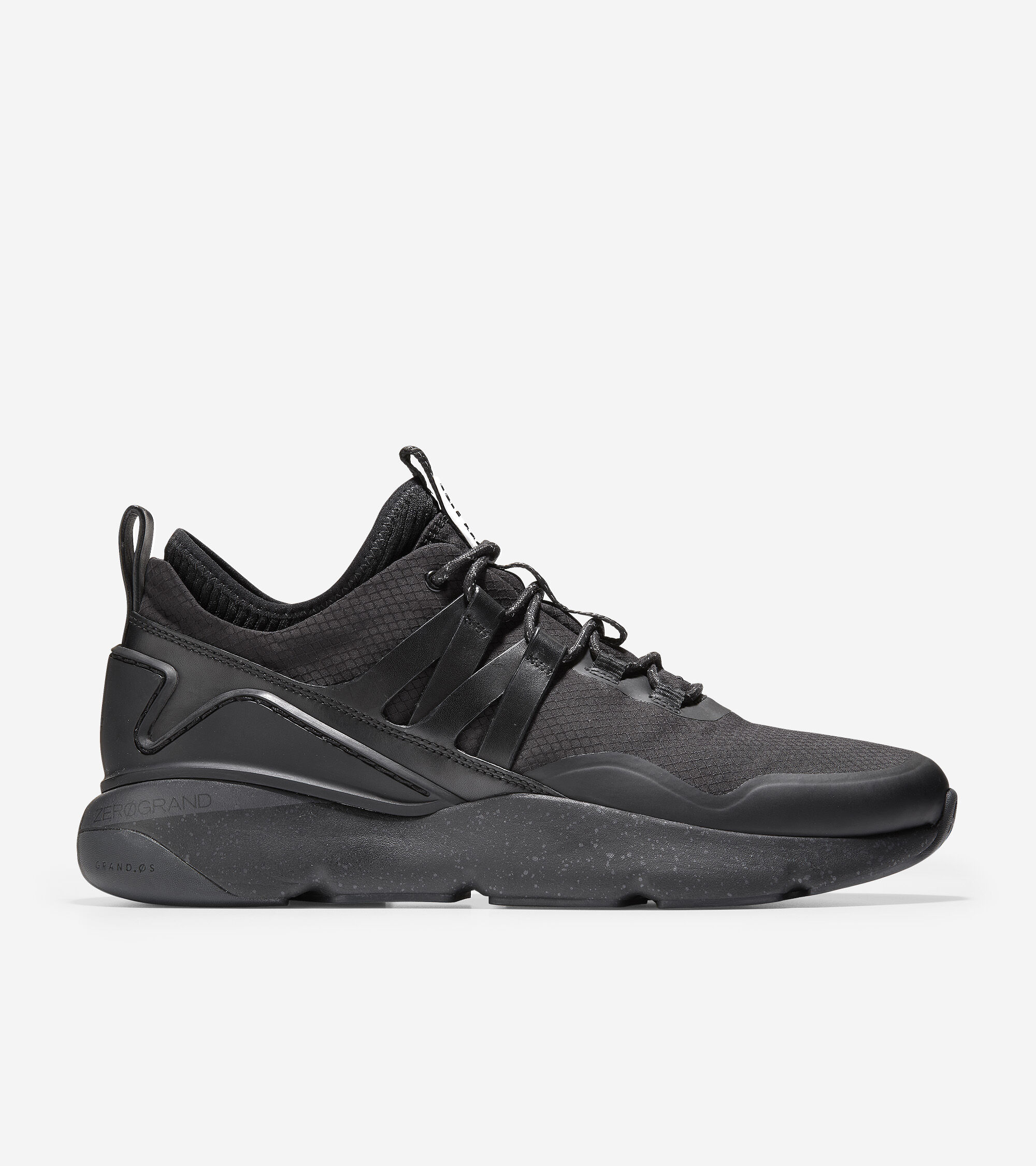 trail sneakers mens