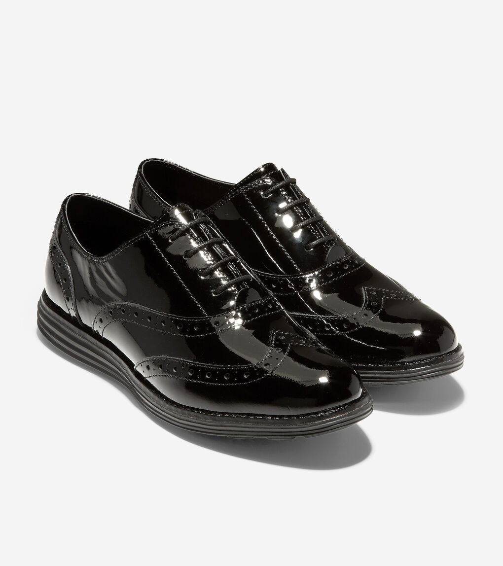 ladies wingtip oxfords